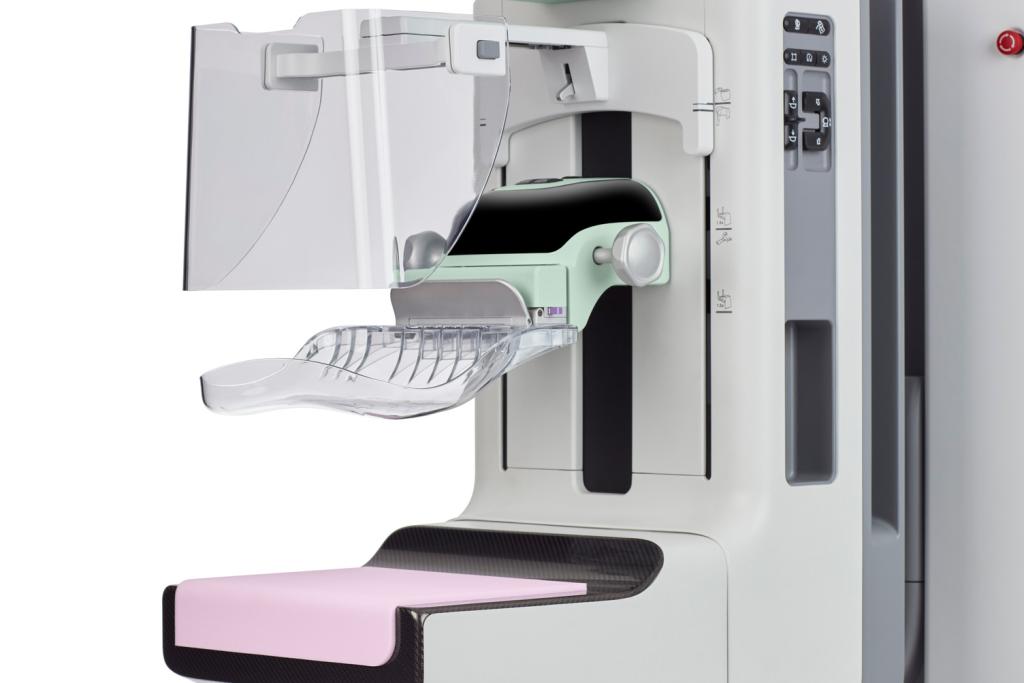 The Hologic Smart Curve breast stabilisation system and the Hologic MammoPad breast cushion are fitted on the same a digital mammography system.